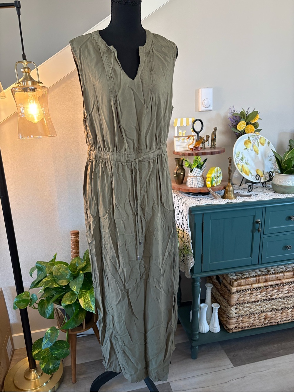 Apt. 9 Olive-Toned Shirt with Blue Brand Tag